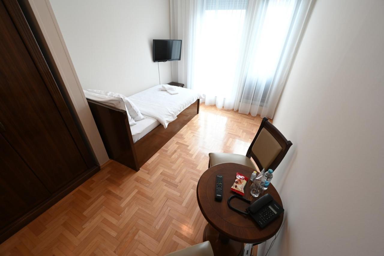 Hotel "Jkc Banja Luka" Exterior photo
